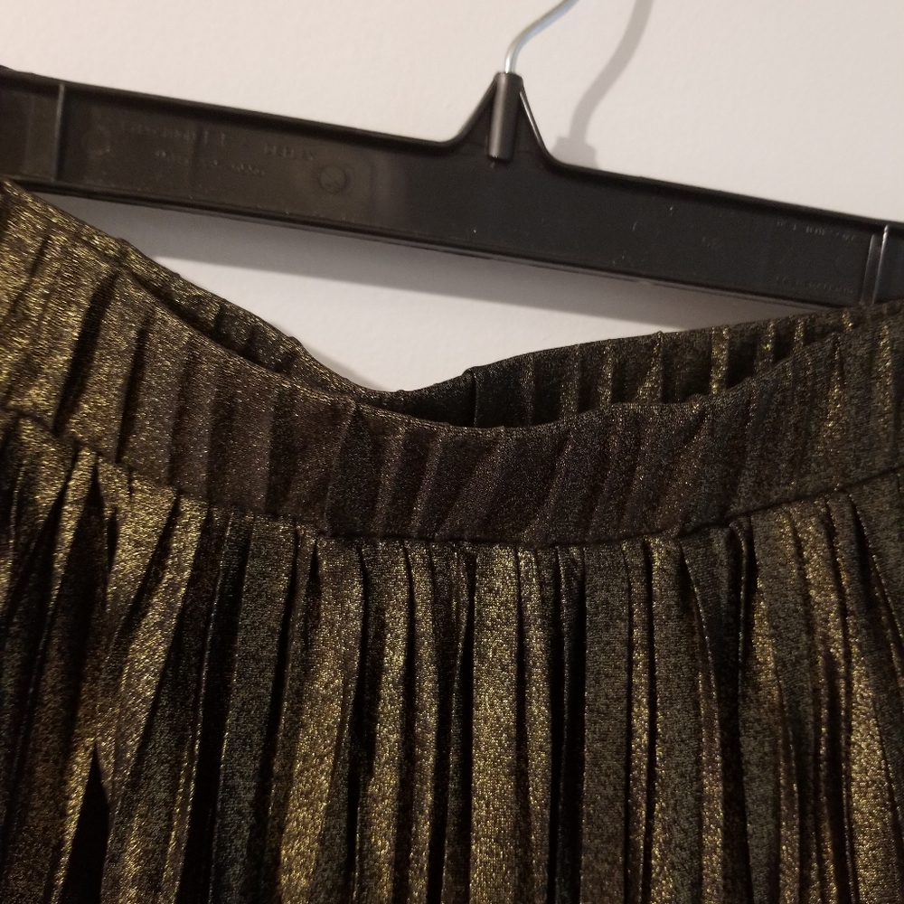 💥PLUS Size Mini Skirt - Picture 4 of 4